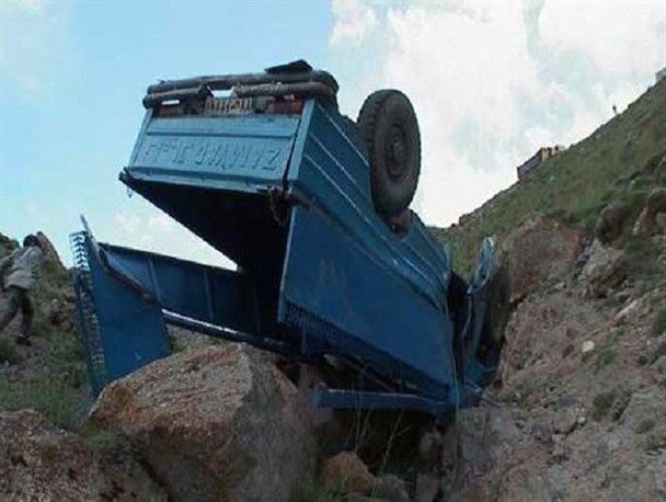 حوادث رانندگی در جاده‌های زنجان سه قربانی گرفت