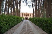 شکوه معماری ایرانی در باغ و عمارت اکبریه بیرجند