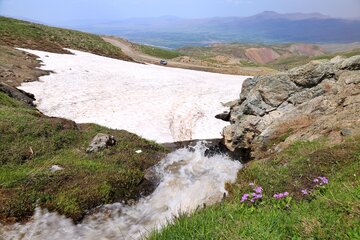 کوه بزسینا