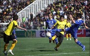 تیم‌های فوتبال فجر سپاسی و قشقایی شیراز پس از چهارماه به میدان می‌روند
