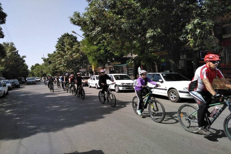 همایش روز جهانی دوچرخه‌سواری در مهاباد برگزار شد