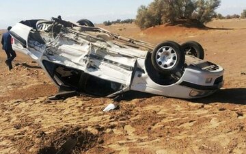 ۱۴  نفر بر اثر واژگونی چهار دستگاه خودرو در یزد زخمی شدند