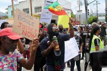 تظاهرات مردم جامائیکا علیه تبعیض‌ نژادی