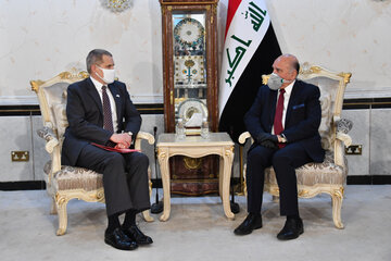 وزیر خارجه عراق رایزنی با آمریکا را در راستای تبیین روابط دانست