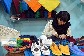 Making traditional shoes “Giveh” in Iran