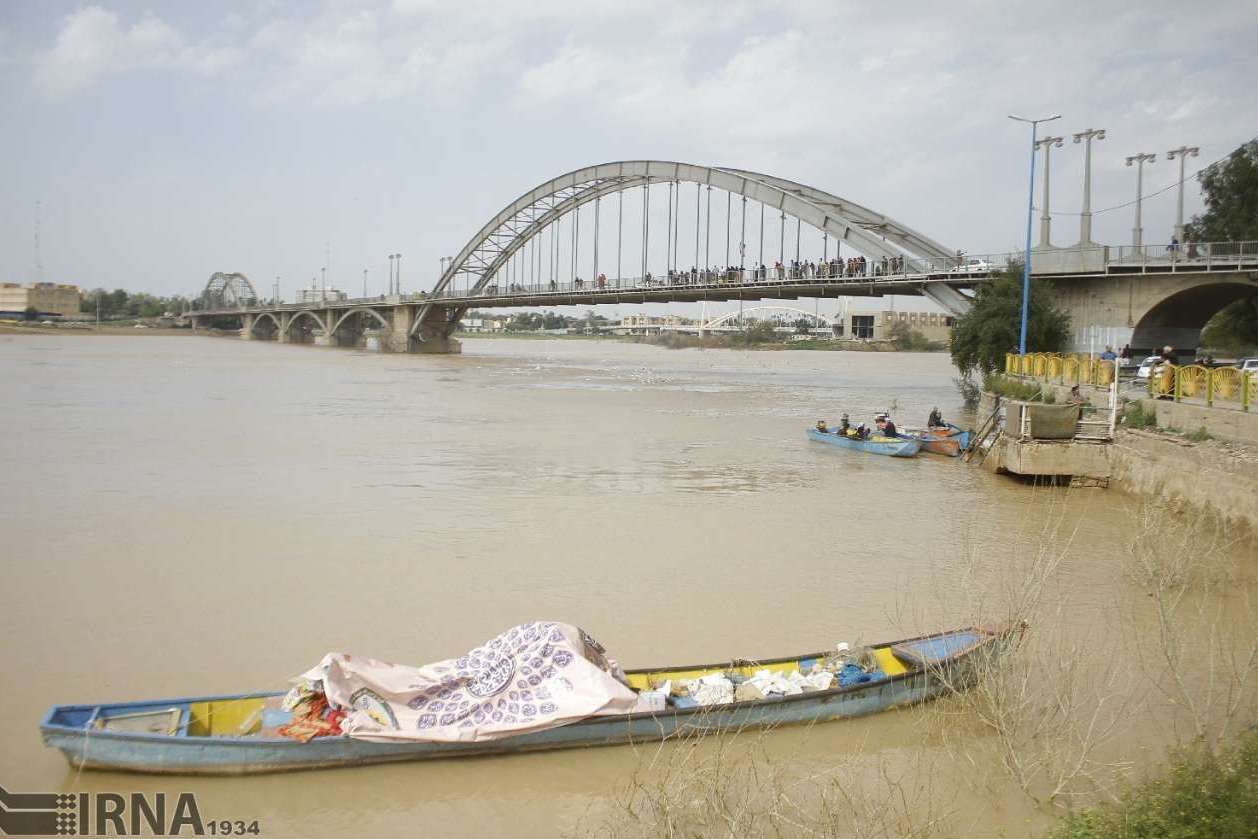 سازمان محیط زیست هیچ مجوزی برای انتقال آب کارون نداده است 