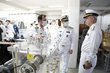 تیم ارزیابی ستاد کل نیروهای مسلح از دانشگاه علوم دریایی امام خمینی(ره) بازدید کرد