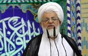 امام جمعه یزد: خودکفایی در ماشین‌آلات از ابعاد جهش تولید است