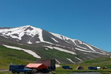 图说伊朗萨汉德火山美丽