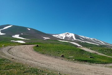 طبیعت دامنه های رشته کوه سهند