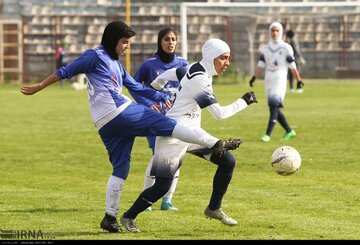 سرمربی ملوان: فوتبال زنان در مسیر حرفه‌ای شدن نیست