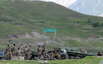 هند: ۲۰ نیروی نظامی هند در درگیری با نیروهای چینی کشته شده‌اند 