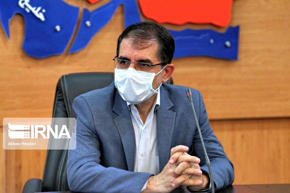 معاون استاندار بوشهر: مردم با زدن ماسک به کادر درمان کمک کنند