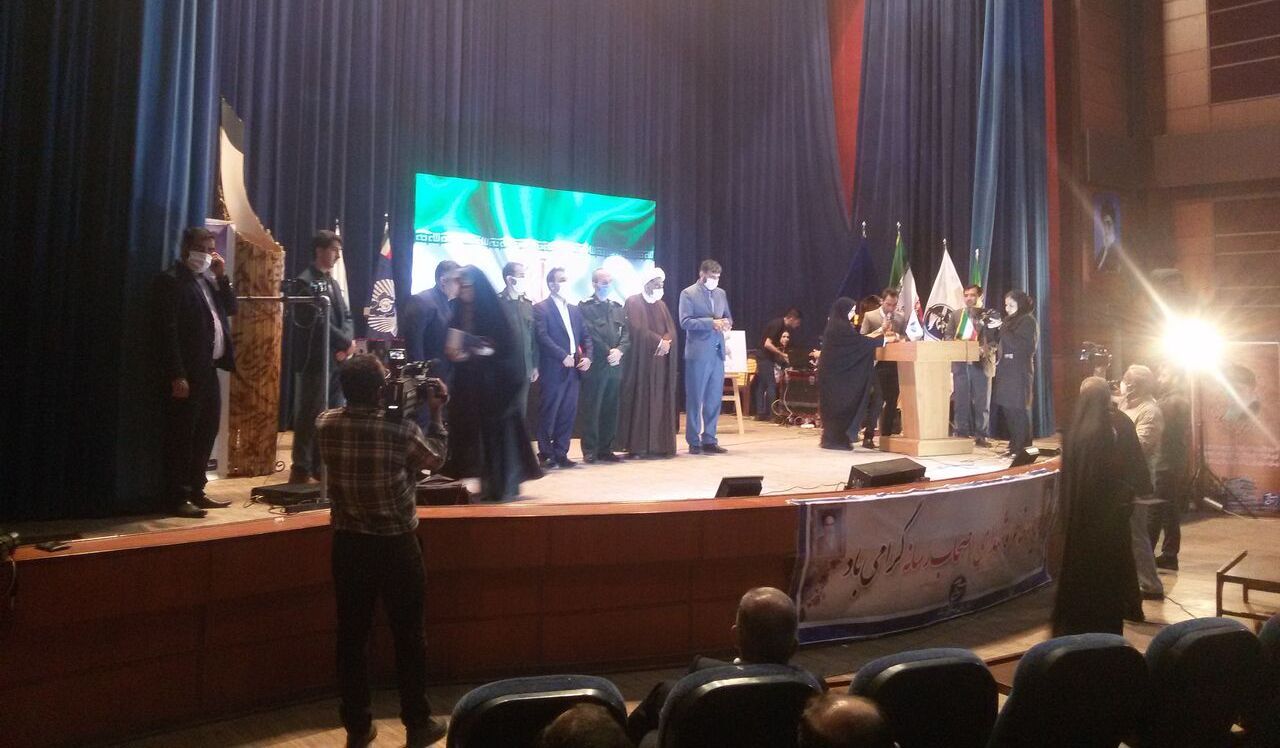 یادداشت‌نویسان برتر جشنواره ملی گره در مازندران تجلیل شدند