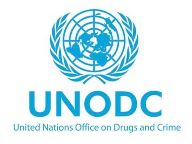 إيران تحمل راية مكافحة تهریب المخدرات في العالم إيران تحمل راية مكافحة تهریب المخدرات في العالم