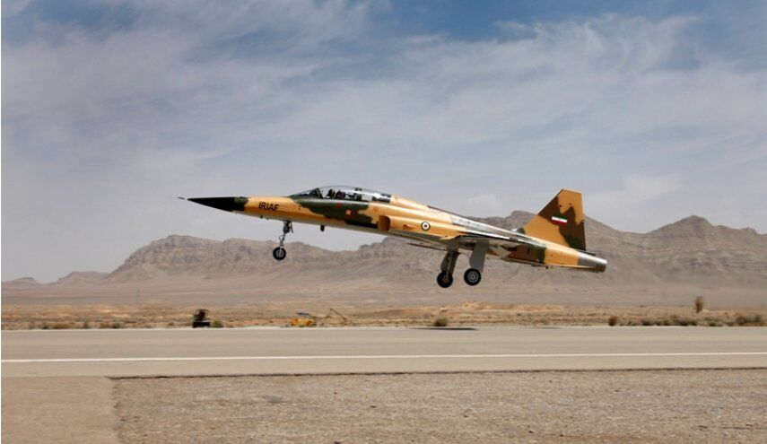 Three Kowsar fighter jets delivered to Iran Army Air Force