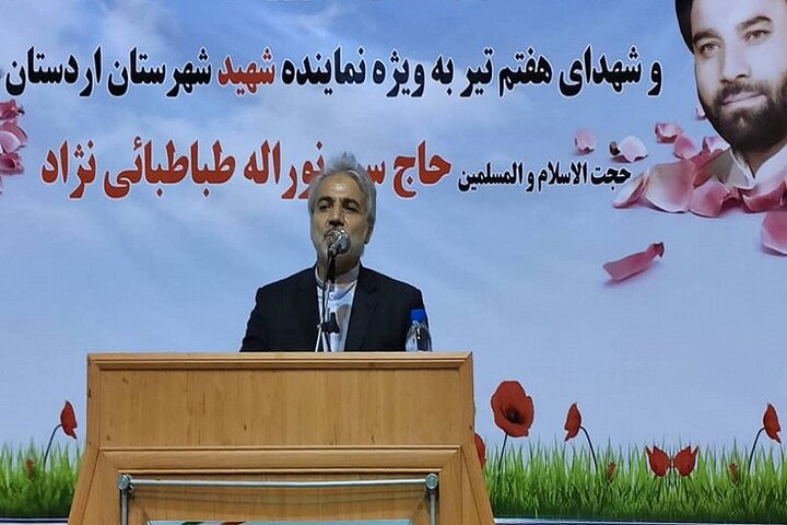 نوبخت: گردنه مصائب کنونی را پشت سر می‌گذاریم