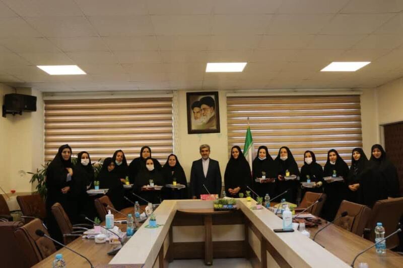دختران امروز نیاز به مهارت افزایی دارند