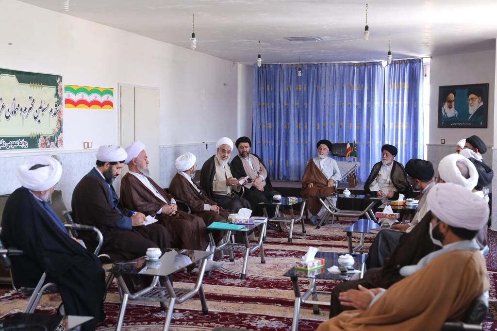 نماینده ولی فقیه در قزوین: عزم جدی قوه قضائیه در برخورد با مفاسد ستودنی است