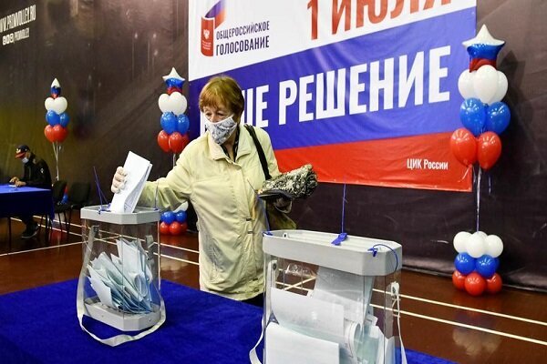 76درصد رای دهندگان همه پرسی قانون اساسی روسیه از پوتین حمایت می‌کنند