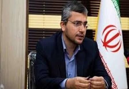نماینده دشتستان: تنها راه رفع تحریم خداحافظی با صادرات نفت خام است
