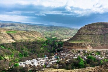 راه شیروان - اسفراین مانع ساماندهی بافت ارزشمند روستای اسطرخی