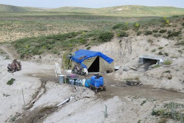 کارخانجات پنیر در روستای کرده ده مراغه