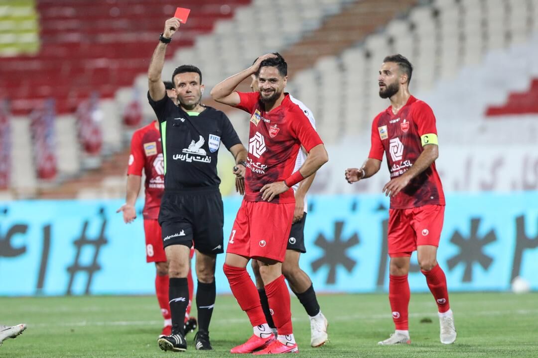 هافبک پرسپولیس: اخراج من سختگیرانه بود