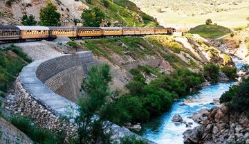 کاهش استقبال واحدهای تولیدی از حمل‌ و نقل ریلی لرستان