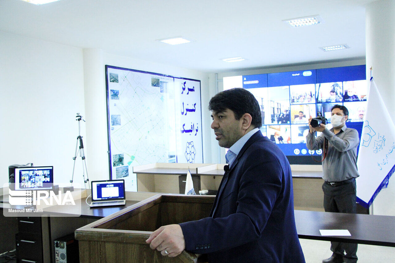 استاندار یزد: عدالت محوری در توزیع خدمات شهرداری مورد توجه باشد