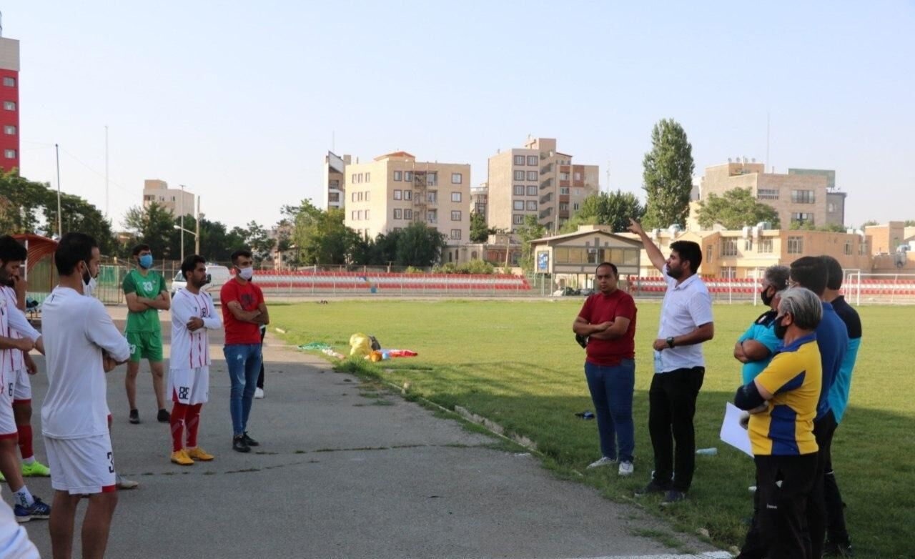 سرمربی ۹۰ ارومیه دوباره در ترکیب کادر فنی قرار گرفت