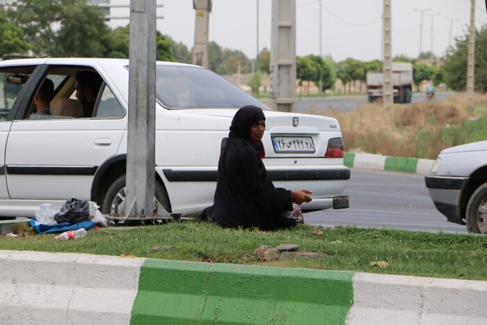 جولان متکدیان در معابر ورامین