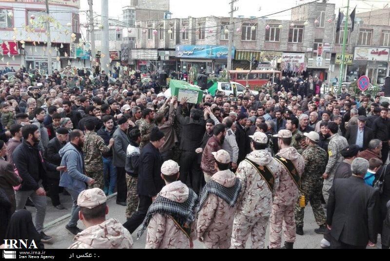 پیکر شهید مدافع حرم در قرچک به خاک سپرده شد پیکر شهید مدافع حرم در قرچک به خاک سپرده شد