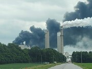 آتش‌سوزی گسترده در نیروگاه برق شهر «ویتفیلد» آمریکا