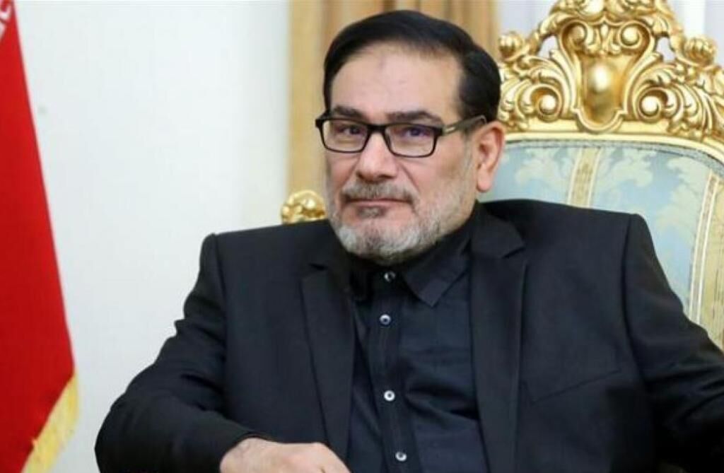عراق اور علاقے کی بدامنی کی جڑ خطے میں امریکی غیر قانونی موجودگی ہے: ایڈمیرل شمخانی