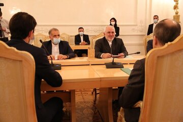 Zarif and Lavrov discuss regional, international issues