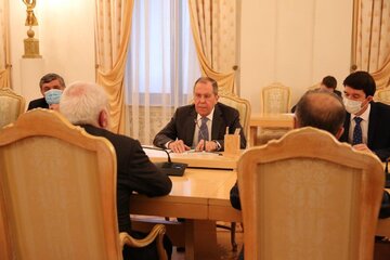 Zarif and Lavrov discuss regional, international issues