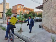 توزیع هفتگی ۳ هزار ماسک توسط دوچرخه‌سواران در ارومیه 