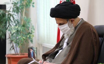 امام جمعه کرج: ١٧ مرداد روز تکریم از انسان های متعهد است 