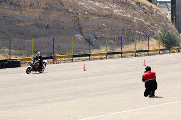 Course de moto à Tabriz