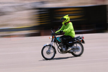 Course de moto à Tabriz