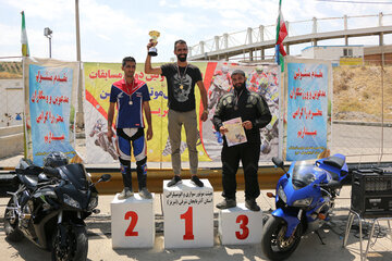 Course de moto à Tabriz