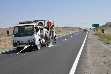 ۱۹۵ کیلومتر از راه های اصلی و روستایی سنندج خط کشی شد