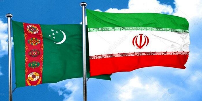 توسعه روابط تجاری تمایل دو طرفه بین ایران و ترکمنستان است