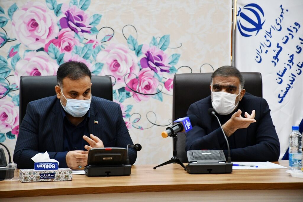 فرماندار اندیمشک: مسوولان با پرهیز از تبعیض، در اندیشه خدمت باشند