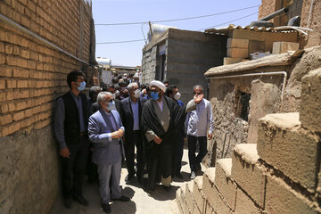 کلنگ‌زنی ساخت 3500 واحد  مسکونی در روستای دودمان شیراز