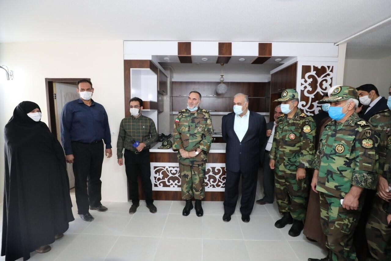 استاندار کرمانشاه: ارتش در کنار مردم است