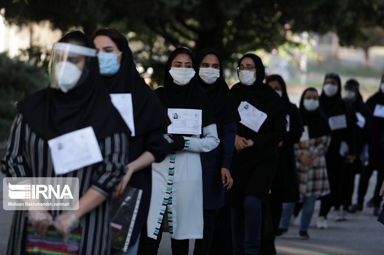 برگزاری آزمون کارشناسی ارشد با رعایت شیوه‌نامه‌های بهداشتی در همدان