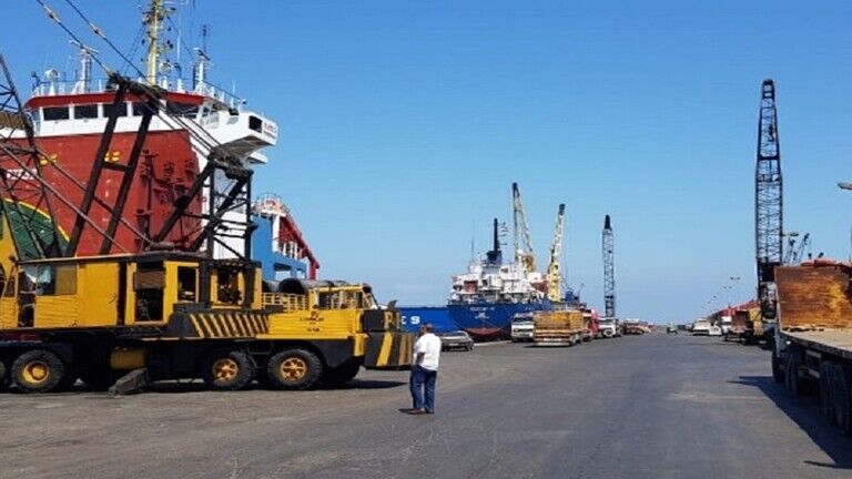 بندر طرابلس لبنان برای تخلیه بار و کالا آماده شد