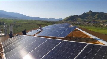فاز اول نیروگاه برق خورشیدی مریوان به بهره‌برداری رسید